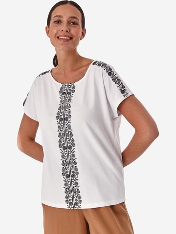 TATUUM Тениска 'EMAKIA' в бяло: отпред