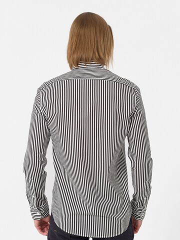 By Diess Collection - Regular Fit Camisa em preto