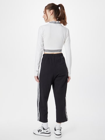 ADIDAS ORIGINALS Štandardný strih Nohavice 'Open Hem' - Čierna