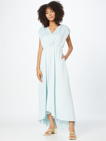 Robe Closet London en bleu : devant