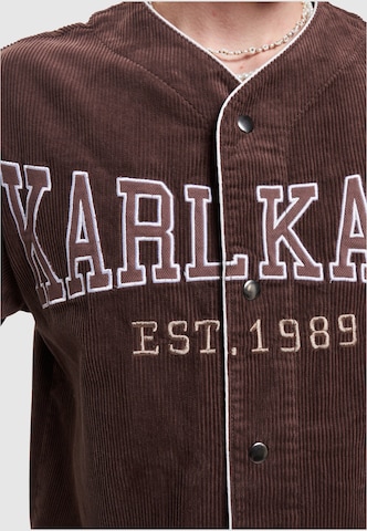 Comfort fit Camicia di Karl Kani in marrone