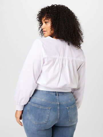 Chemisier 'Jill' ABOUT YOU Curvy en blanc