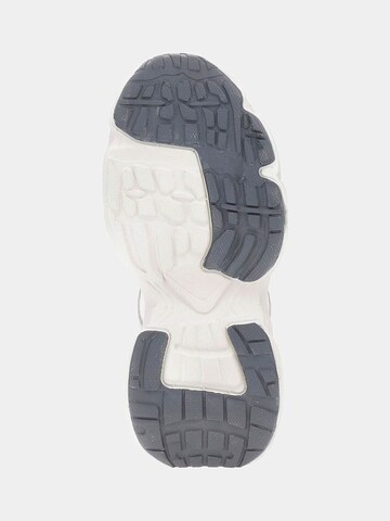 GUESS Sneakers in Beige