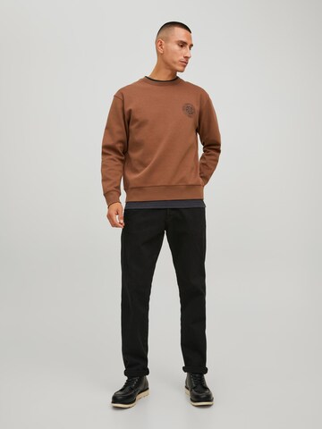 Sweat-shirt 'DEAN' R.D.D. ROYAL DENIM DIVISION en marron