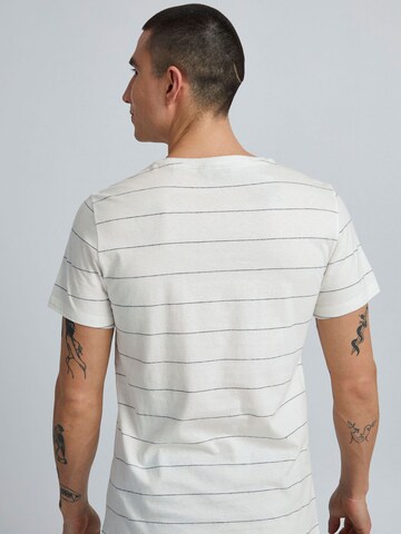 11 Project - Camisa 'Kjell' em branco