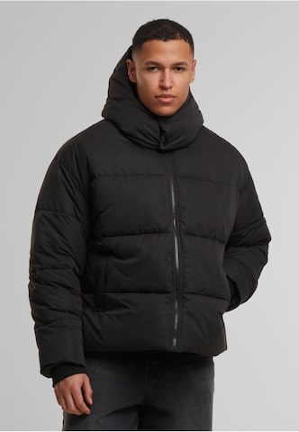 Urban Classics Übergangsjacke in Schwarz