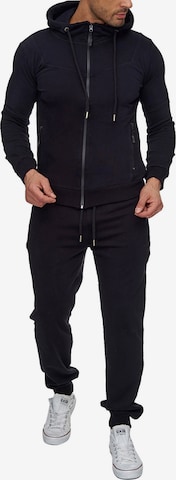 Reslad Tracksuit 'Trainingsanzug Basic Set' in Black: front