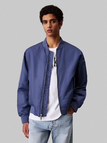 Veste mi-saison Calvin Klein Jeans en bleu : devant