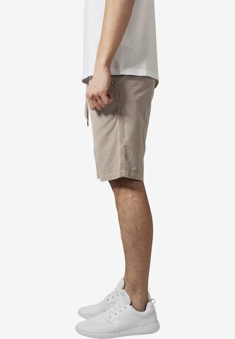 Urban Classics Regular Shorts in Beige