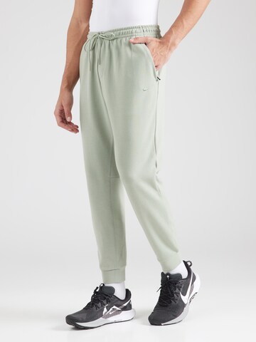 NIKE Конический (Tapered) Спортивные штаны 'PRIMARY' в Зеленый: спереди