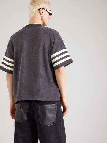 ADIDAS ORIGINALS T-shirt 'FB' i svart