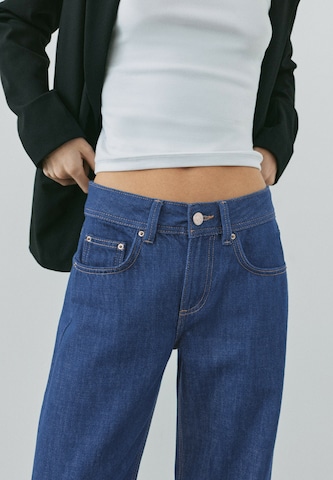 Pull&Bear Loosefit Jeans i blå