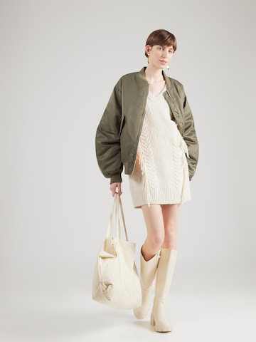 Robes en maille Abercrombie & Fitch en beige