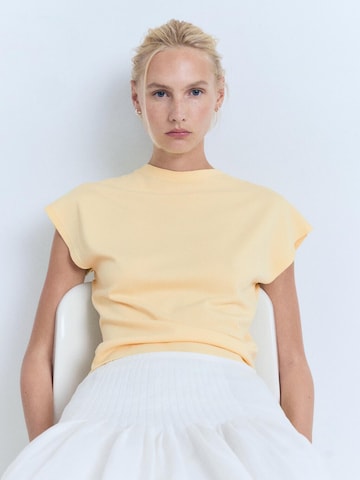 MANGO Pulóver 'CAMIN' - sárga