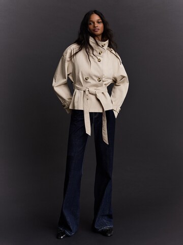 Bershka Overgangsjakke i beige