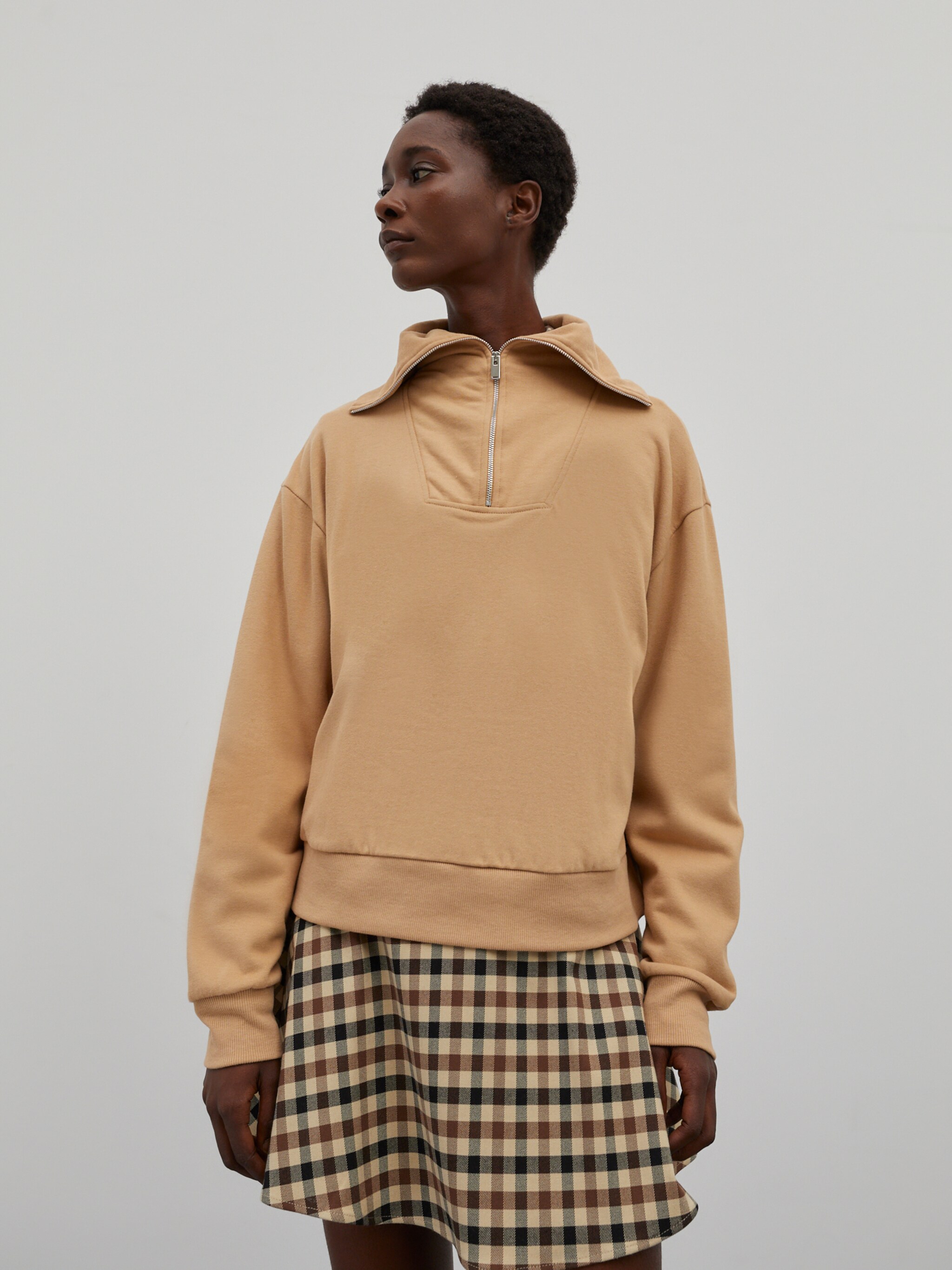 EDITED Produkte Sweatshirt 'Fionn' braun