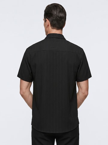 ALLTHEMEN Comfort fit Button Up Shirt 'Schwung' in Black