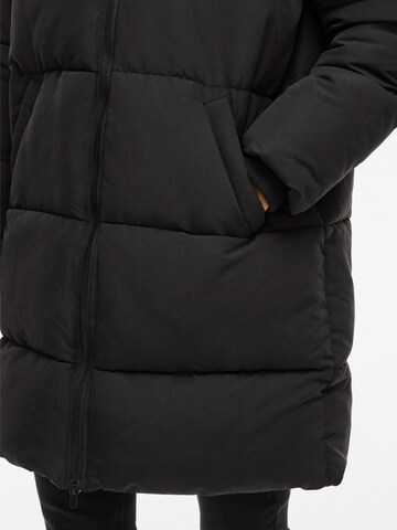 VILA - Abrigo de entretiempo 'TRUST' en negro