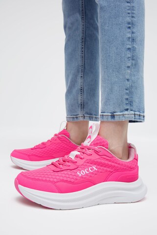 Soccx Sneakers in Pink