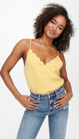 ONLY - Top 'Debbie' en amarillo