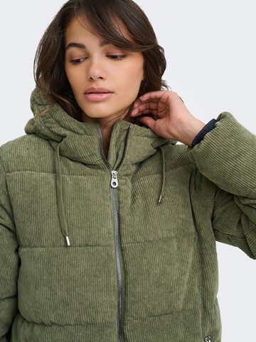 ONLY Jacke 'ONLDolly' in Grün