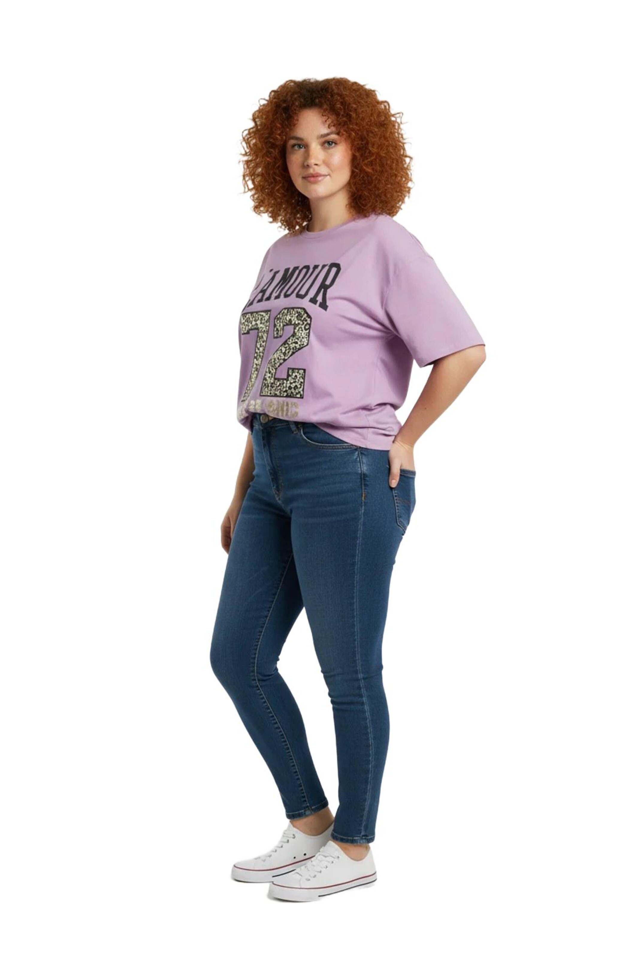 Shape Of You T-Shirt in Lila