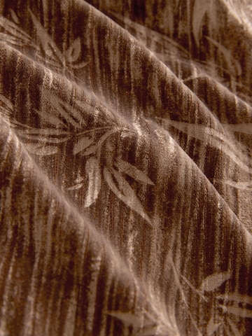 Next Pyjama in Bronze