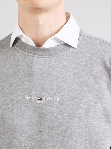 TOMMY HILFIGER Sweatshirt in Grey
