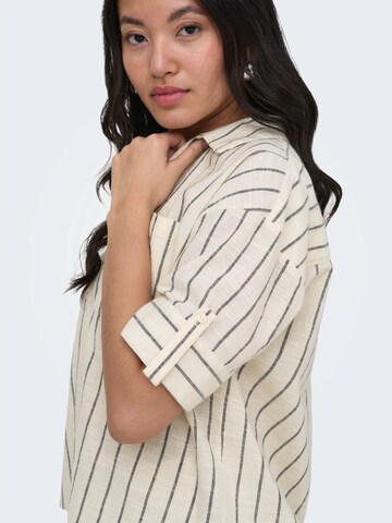 ONLY Pusero 'ONLTIZANA' värissä harmaa