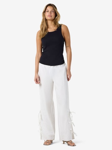Noisy may Regular Broek in Wit