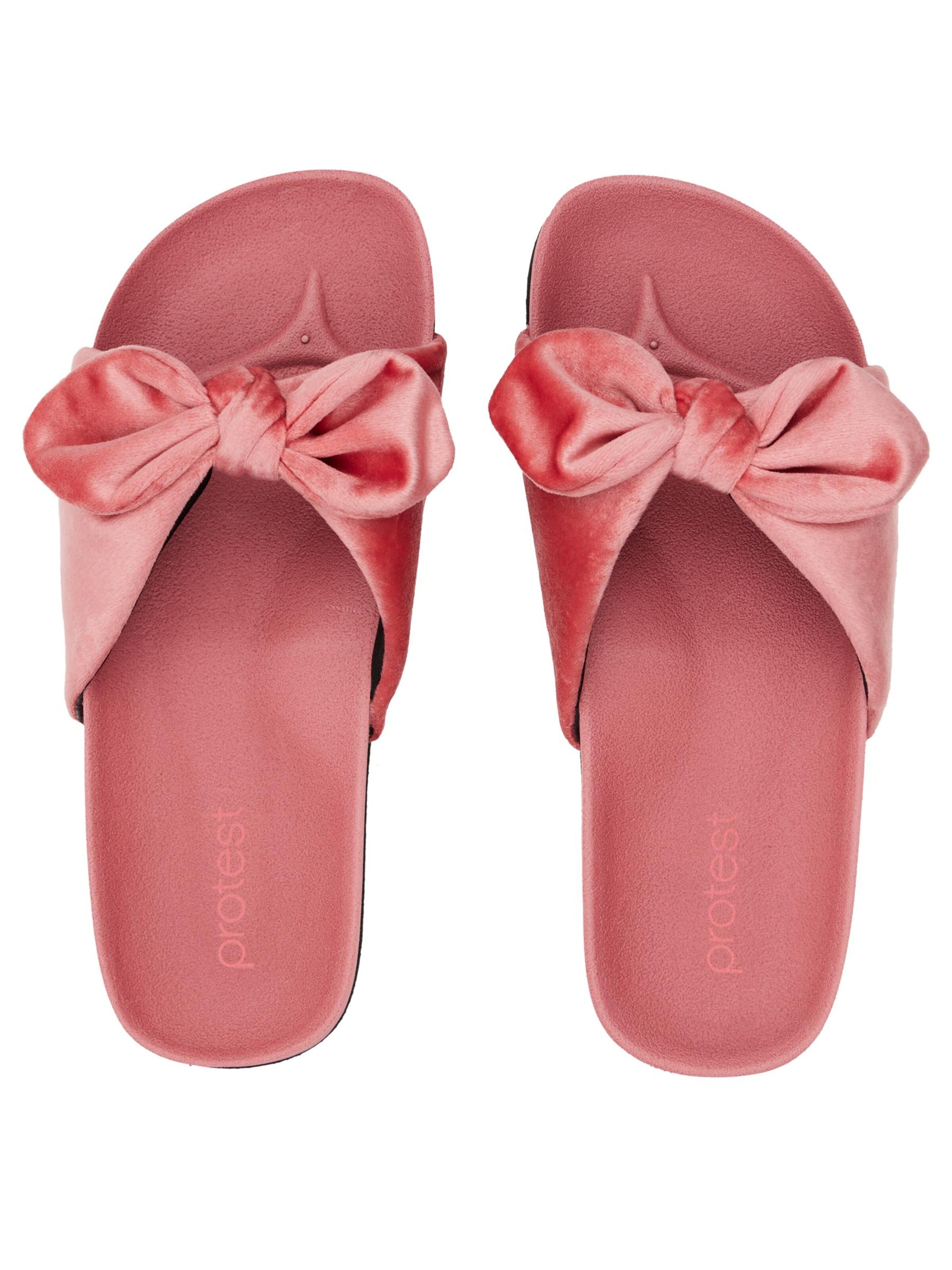 PROTEST Slippers 'PRTJOLIEN' in Pink