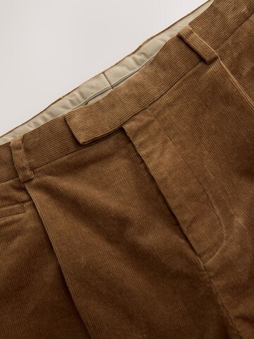 Coupe slim Pantalon 'Rich' Next en marron