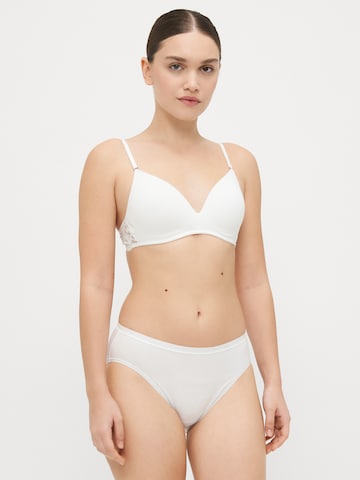 Lindex Σουτιέν για T-Shirt Σουτιέν 'Iris' σε λευκό