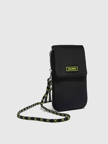 Pull&Bear Smartphone Case in Black