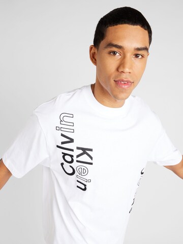 T-Shirt Calvin Klein Jeans en blanc