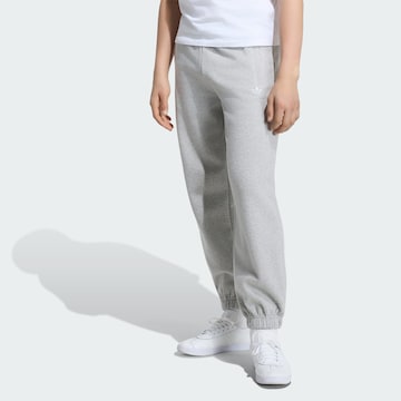 Loosefit Pantalon 'Trefoil' ADIDAS ORIGINALS en gris : devant