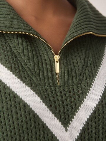 Next Trui in Groen