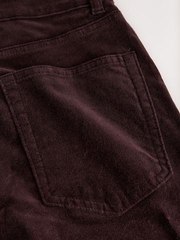 Next - Slimfit Pantalón en rojo