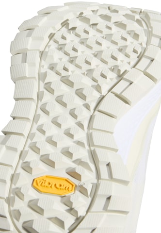 Sneaker low 'Trail 36' de la VANS pe alb