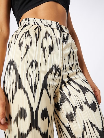 Wide leg Pantaloni de la Nasty Gal pe bej