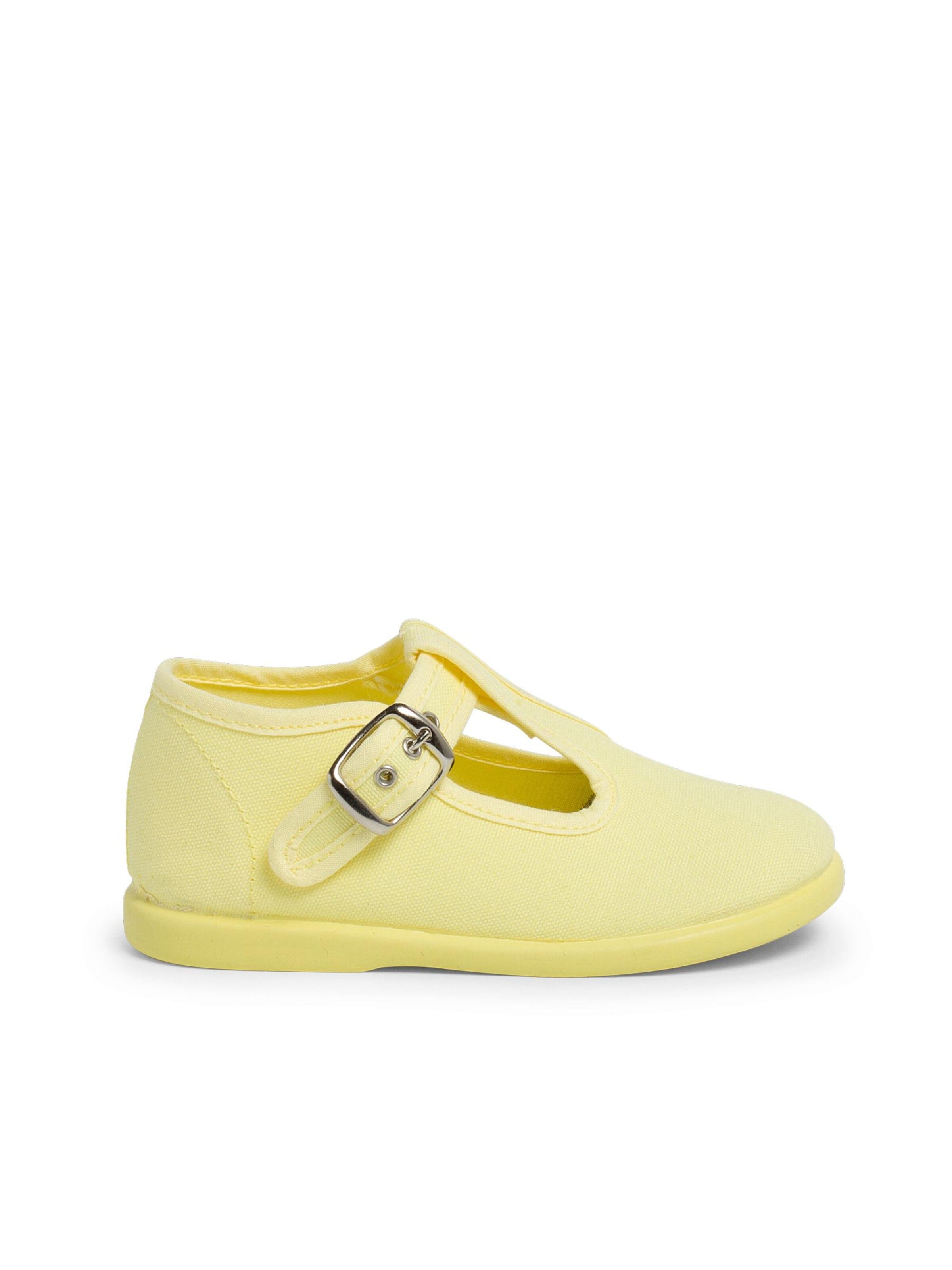 Pisamonas - Sapato de primeiros passos em amarelo