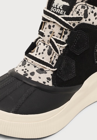 Bocanci de zăpadă 'OUT N ABOUT™ IV CLASSIC' de la SOREL pe negru