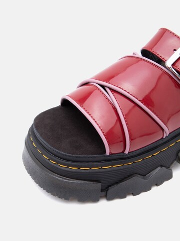 Dr. Martens Papucs 'Mattison' - piros
