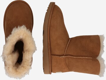 UGG - Bota de neve 'Bailey Button II' em castanho