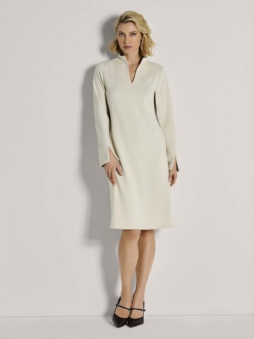 Robe fourreau MADELEINE en blanc : devant