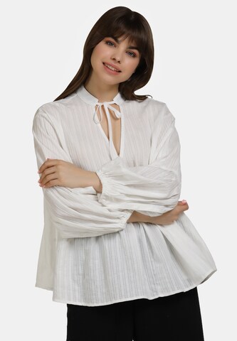 MYMO - Blusa en blanco: frente