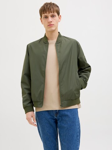 Giacca di mezza stagione di JJ Rebel in verde: frontale