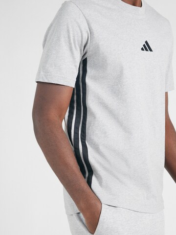 ADIDAS SPORTSWEAR Funktionstopp i grå