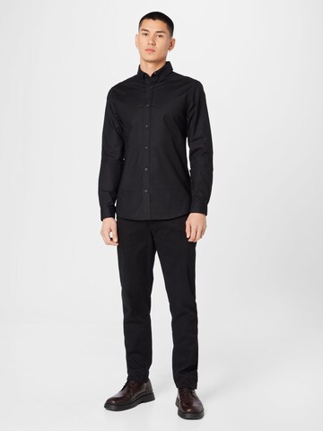 River Island - Ajuste regular Camisa en negro