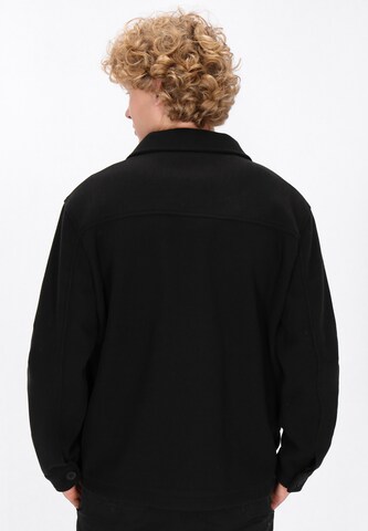 MO - Chaqueta de entretiempo en negro